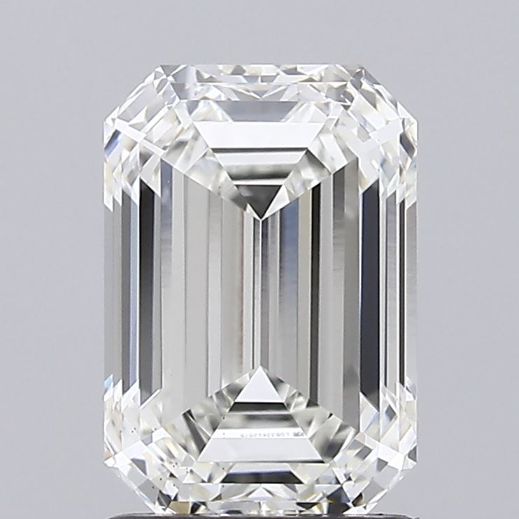 1.97ct Emerald lab grown diamond