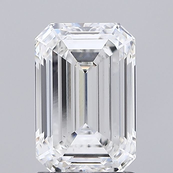1.82ct Emerald lab grown diamond