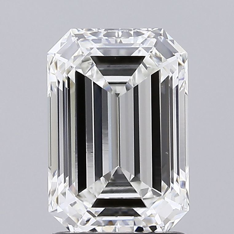 2.05ct Emerald lab grown diamond