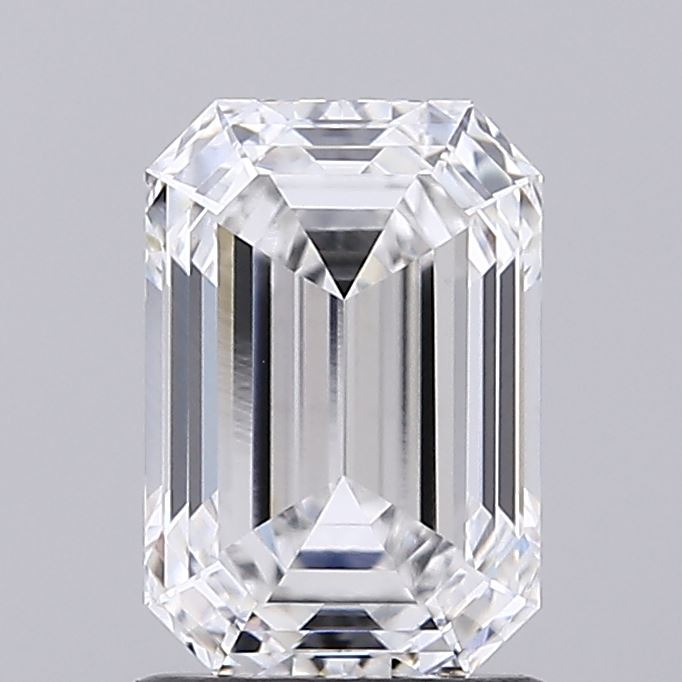 1.65ct Emerald lab grown diamond